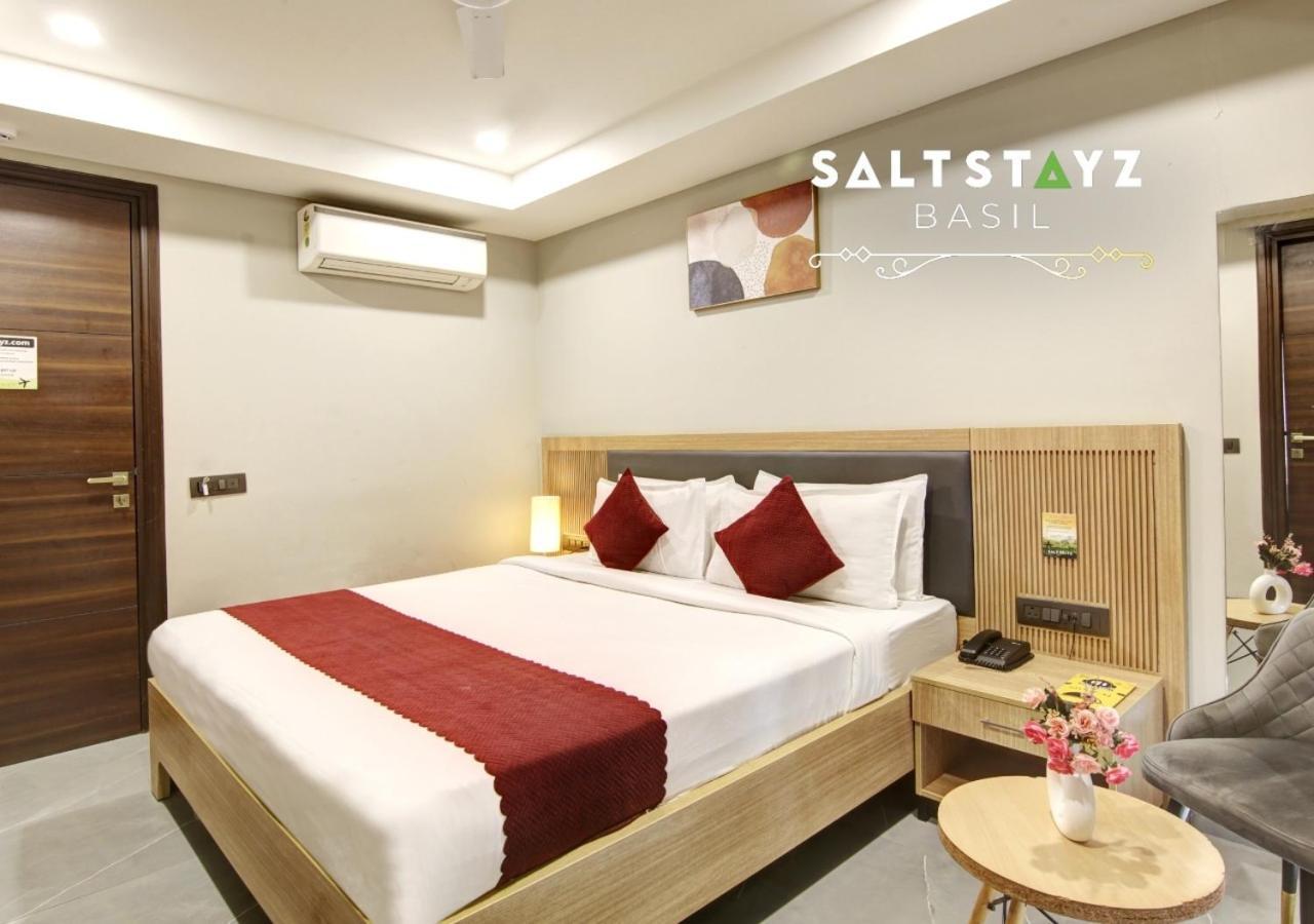 Saltstayz Basil - Near Golf Course Road & Extension Road 古尔冈 外观 照片