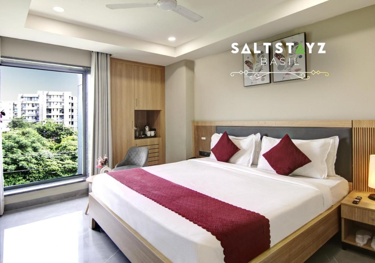 Saltstayz Basil - Near Golf Course Road & Extension Road 古尔冈 外观 照片