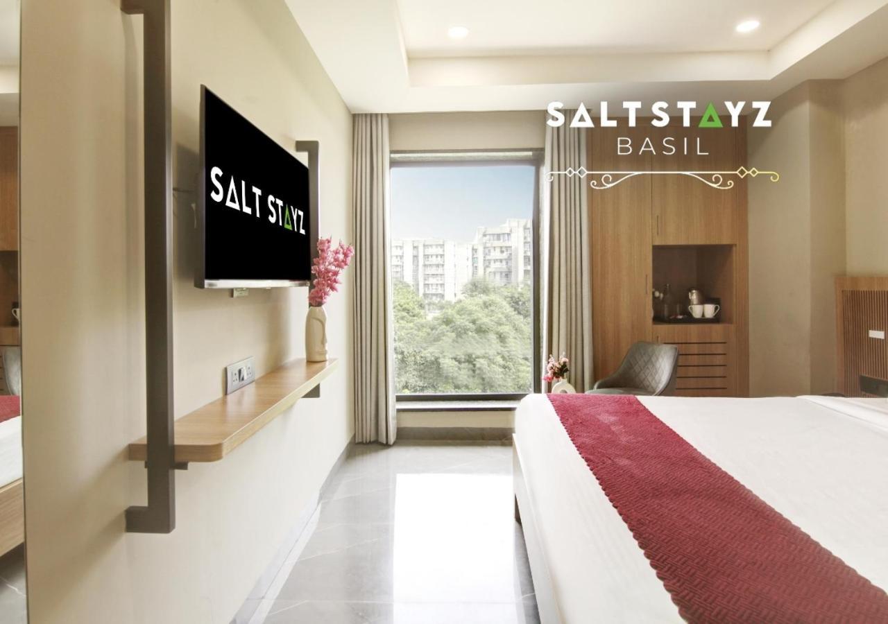 Saltstayz Basil - Near Golf Course Road & Extension Road 古尔冈 外观 照片