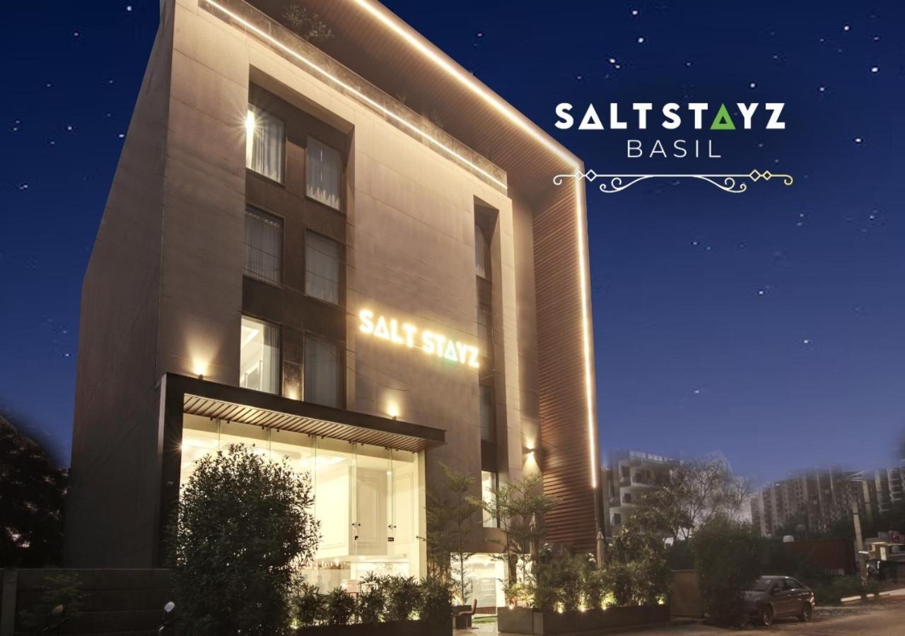 Saltstayz Basil - Near Golf Course Road & Extension Road 古尔冈 外观 照片